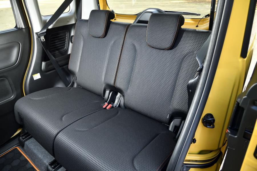 Интерьер Suzuki Spacia GEAR XZ Turbo (MK53S) 2018 года  (JP) (фото 14 из 19)